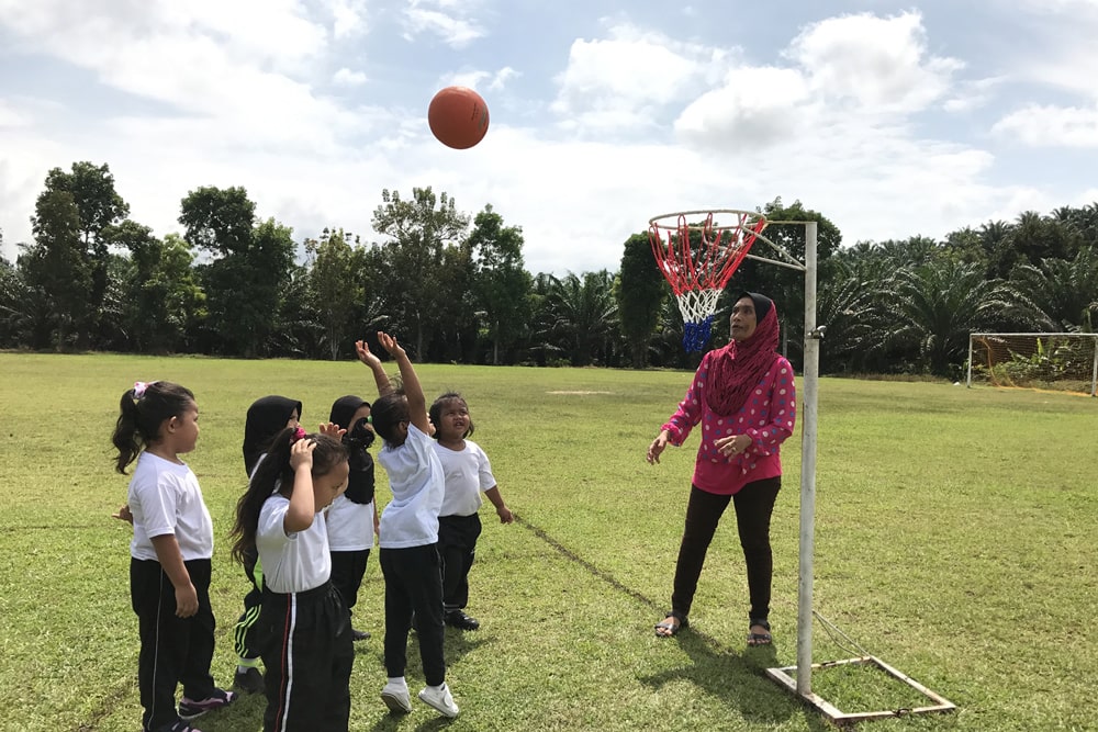 Individual Netball Drills For 4 7 Year Olds Davies Sports